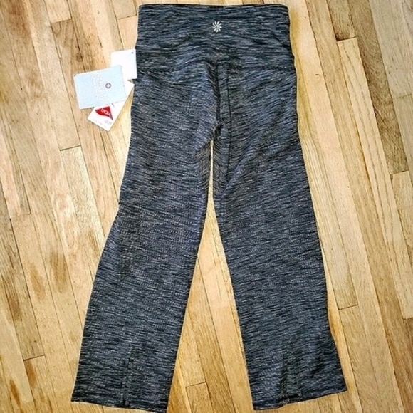New Athleta Power-Up Capri, Gray - Picture 4 of 12